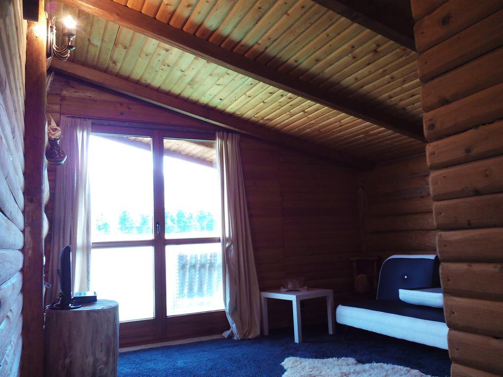 Casa Muntelui - Sambata Pensjonat Sîmbăta de Sus Pokój zdjęcie