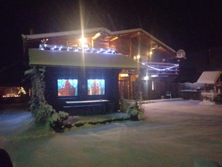 Casa Muntelui - Sambata Pensjonat Sîmbăta de Sus Zewnętrze zdjęcie